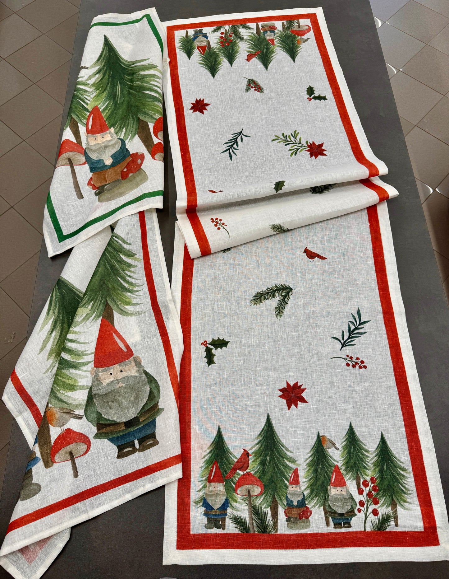 Runner Jolly Elf