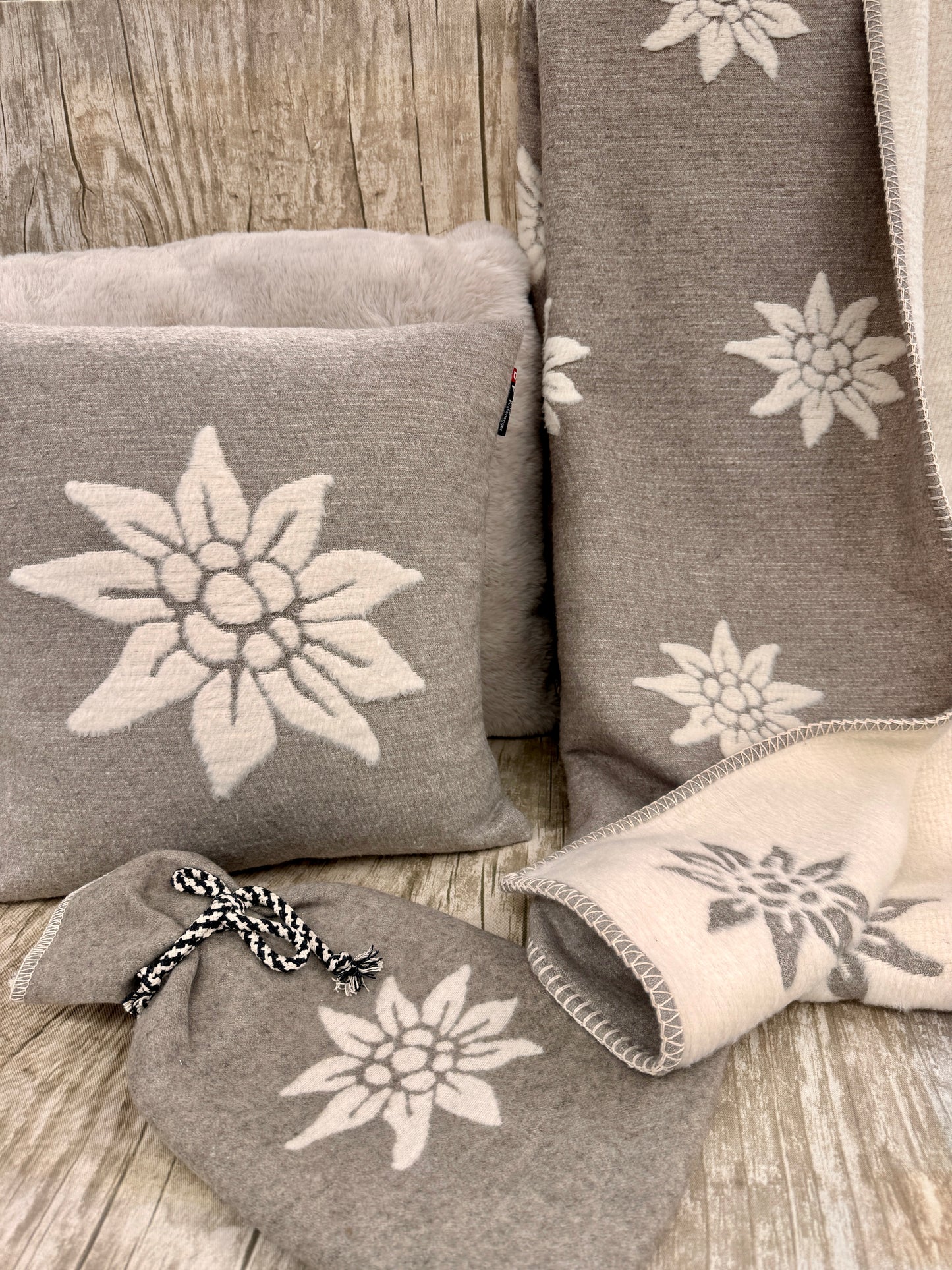 Coperta Carla