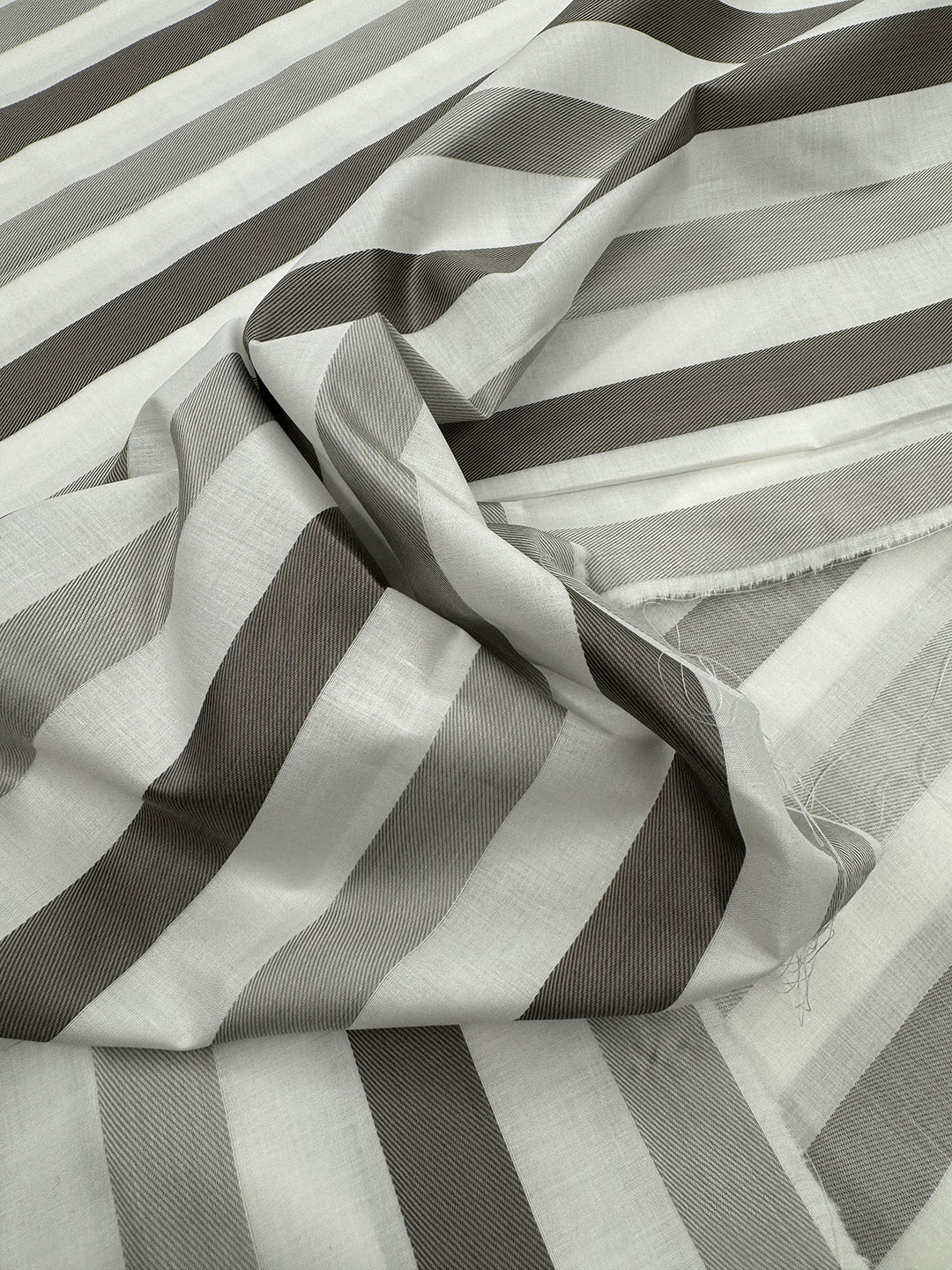 Tessuto Righe Grigio