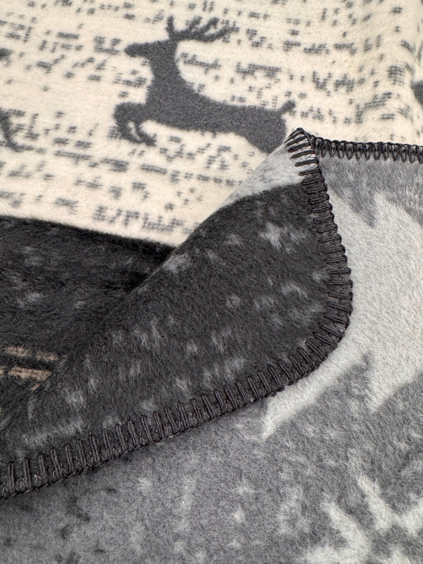 Coperta winter deer
